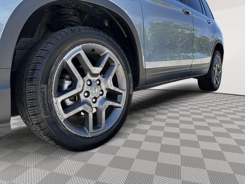 Sonic Gray Pearl 2023 Honda Passport AWD EX-L