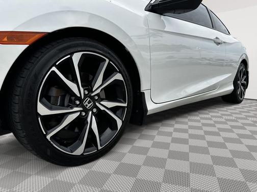 White Orchid Pearl 2018 Honda Civic Si