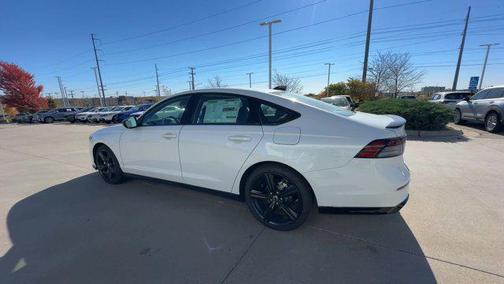 2025 Honda Accord Hybrid Base