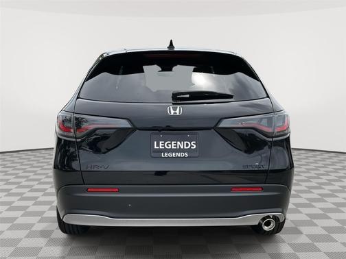 Crystal Black Pearl 2027 Honda HR-V Sport AWD