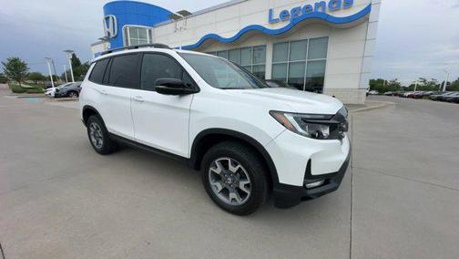 2023 Honda Passport AWD TrailSport
