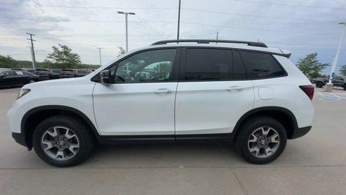 2023 Honda Passport AWD TrailSport