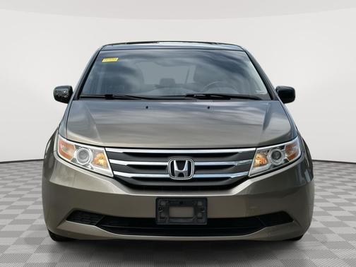 Alabaster Silver Metallic 2012 Honda Odyssey EX-L