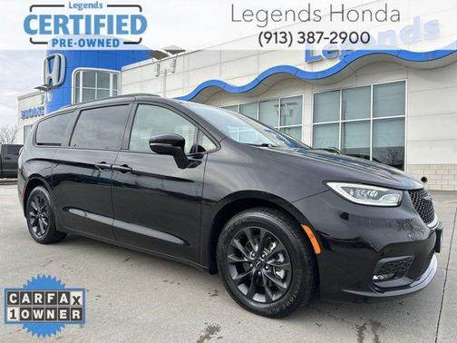 2021 Chrysler Pacifica Touring