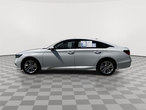 Platinum White Pearl 2019 Honda Accord LX
