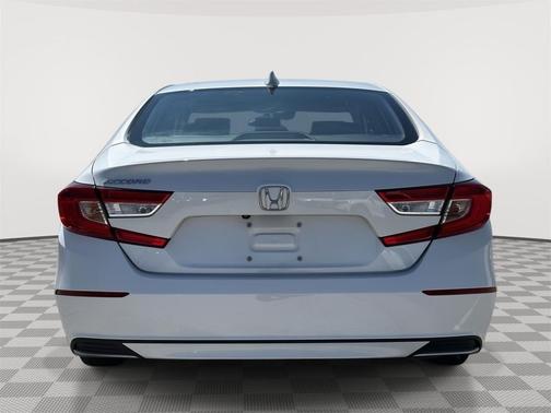 Platinum White Pearl 2019 Honda Accord LX