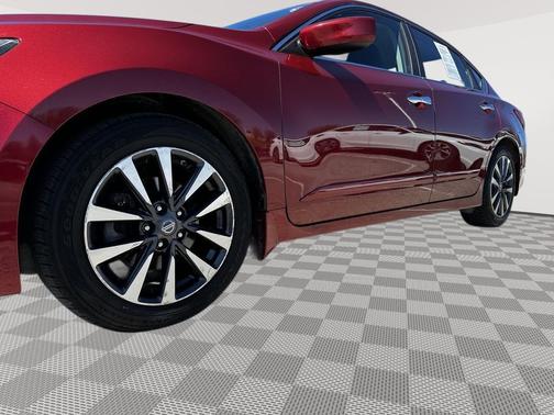 2017 Nissan Altima 2.5 SV