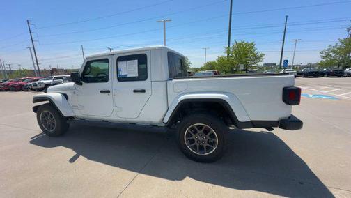 2022 Jeep Gladiator Overland