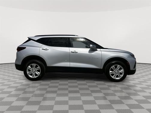 Silver Ice Metallic 2019 Chevrolet Blazer 3LT