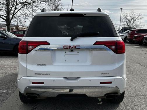 2018 GMC Acadia Denali
