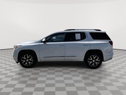 White Frost Tricoat 2018 GMC Acadia Denali