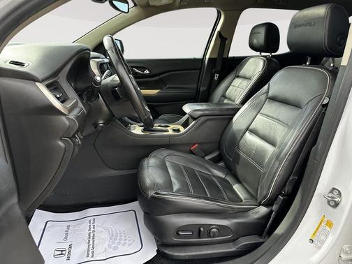 White Frost Tricoat 2018 GMC Acadia Denali