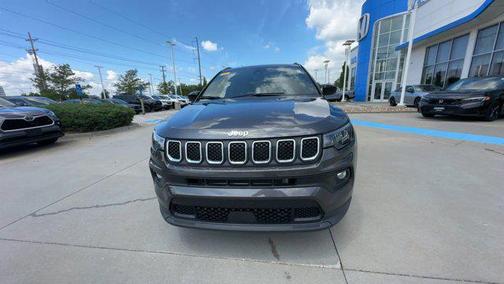 2024 Jeep Compass Latitude Lux