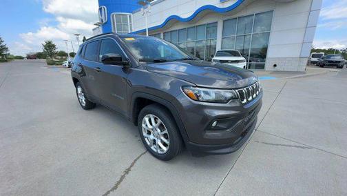 2024 Jeep Compass Latitude Lux