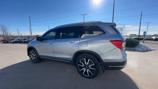 2019 Honda Pilot Touring 8-Passenger