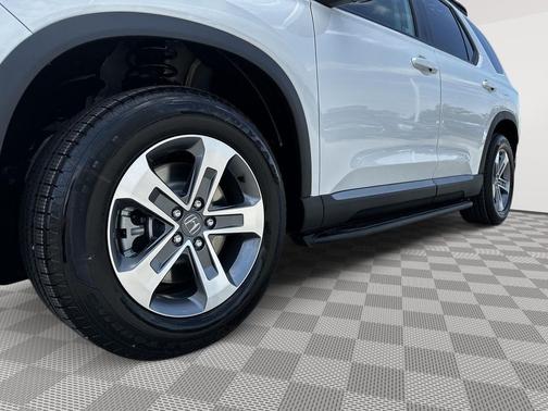 Platinum White Pearl 2026 Honda Pilot EX-L