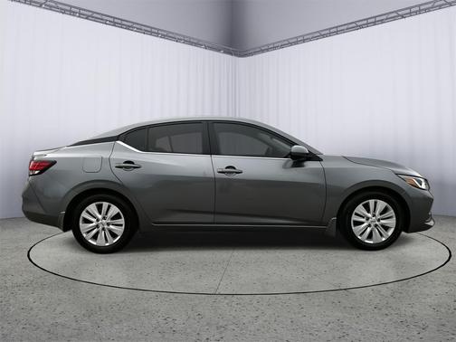 2022 Nissan Sentra S