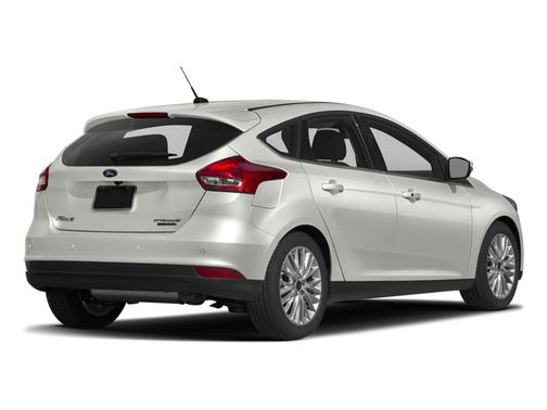 WHITE PLATINUM TRI-COAT 2017 Ford Focus Titanium