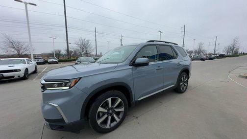 2023 Honda Pilot AWD Elite