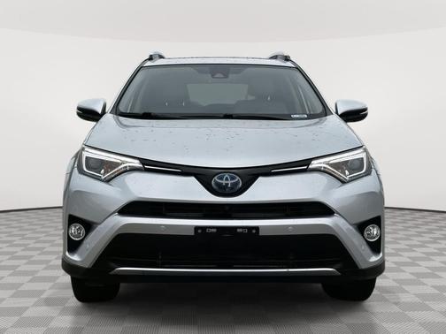 Classic Silver Metallic 2016 Toyota RAV4 Hybrid Limited