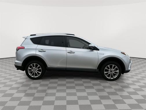 Classic Silver Metallic 2016 Toyota RAV4 Hybrid Limited