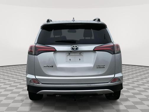 Classic Silver Metallic 2016 Toyota RAV4 Hybrid Limited