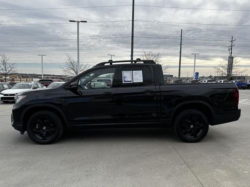 2023 Honda Ridgeline Black