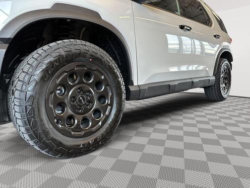 Platinum White Pearl 2026 Honda Passport AWD TrailSport Elite Blackout