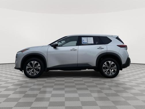 Brilliant Silver Metallic 2021 Nissan Rogue SV