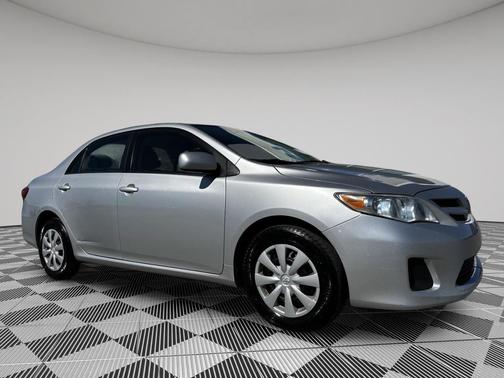 2011 Toyota Corolla LE