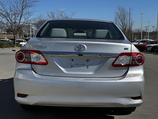 2011 Toyota Corolla LE