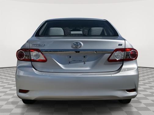 Classic Silver Metallic 2011 Toyota Corolla LE