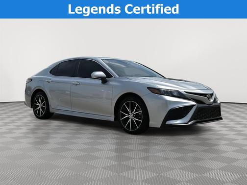 Celestial Silver Metallic 2023 Toyota Camry SE