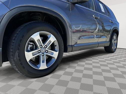 Modern Steel Metallic 2025 Honda Pilot EX-L