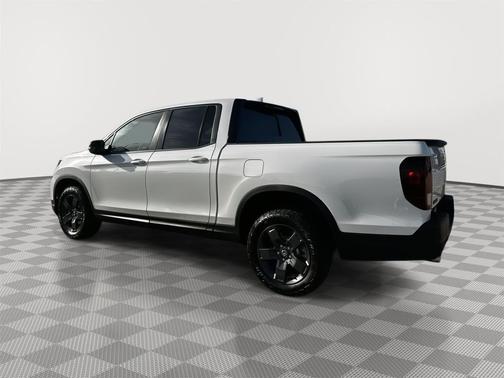 Platinum White Pearl 2026 Honda Ridgeline TrailSport