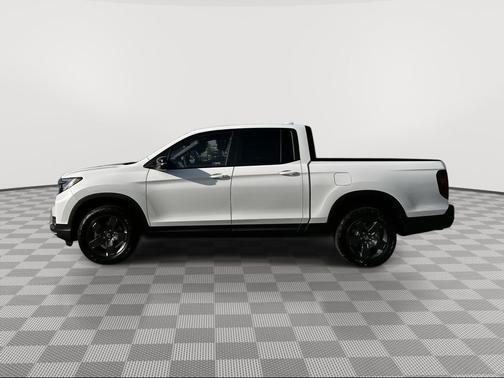 Platinum White Pearl 2026 Honda Ridgeline TrailSport
