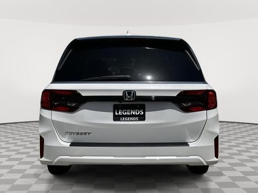 Platinum White Pearl 2026 Honda Odyssey EX-L