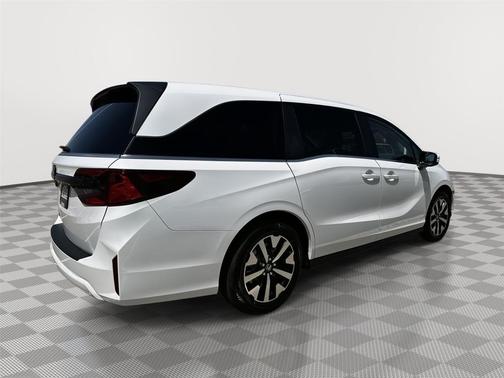 Platinum White Pearl 2026 Honda Odyssey EX-L