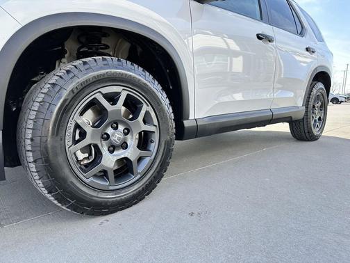 2023 Honda Pilot AWD TrailSport