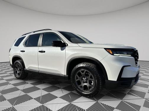 2023 Honda Pilot AWD TrailSport