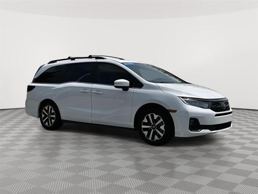 Platinum White Pearl 2026 Honda Odyssey EX-L