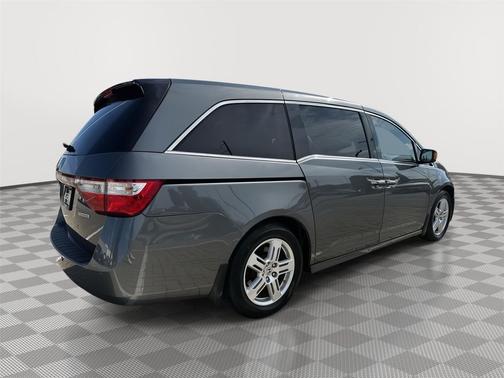 Polished Metal Metallic 2012 Honda Odyssey Touring Elite