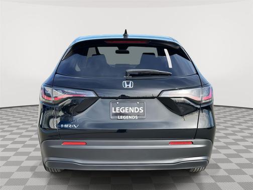 Crystal Black Pearl 2026 Honda HR-V LX