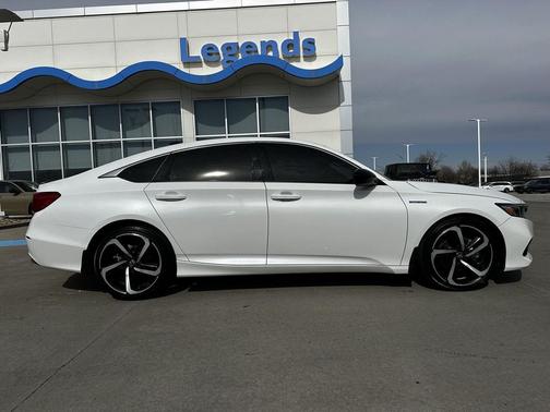 2022 Honda Accord Hybrid Sport