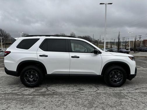 2026 Honda Pilot TrailSport