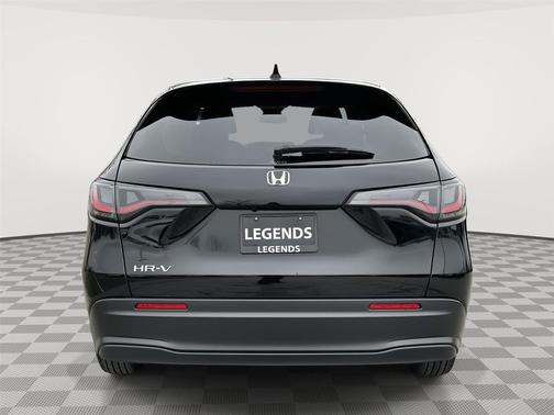 Crystal Black Pearl 2026 Honda HR-V LX