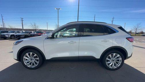 2021 Ford Escape Titanium