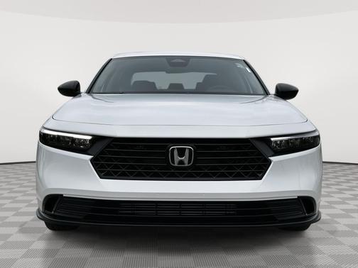 Platinum White Pearl 2026 Honda Accord SE