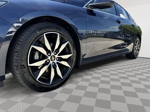 Blue Velvet Metallic 2016 Chevrolet Malibu 2LT