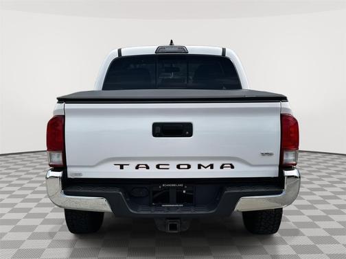 Super White 2017 Toyota Tacoma TRD Off Road